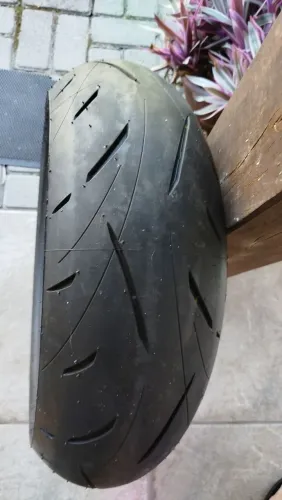 Pneu traseiro Kawasaki ninja ZX 10R 190/50