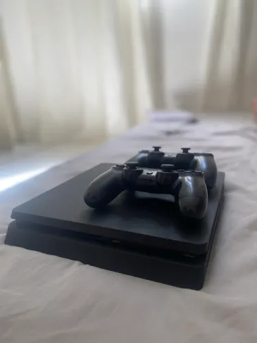 PS4