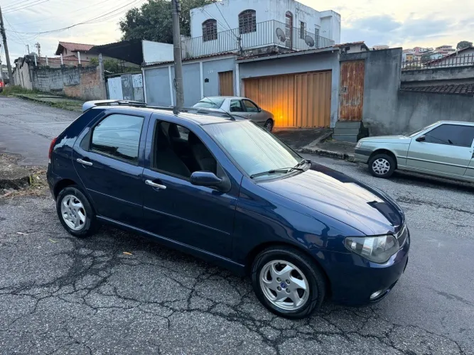 Fiat Palio HLX 1.8 MPI Flex 8V 4P 2005