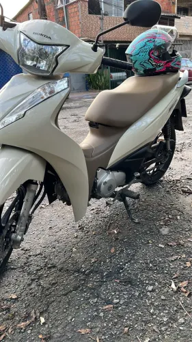 Honda Biz 125 EX 2022 - Excelente Estado!