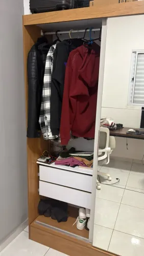 Guarda-Roupa Solteiro 2 portas de correr, com espelho