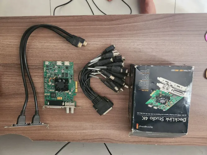 Placa de captura Decklink Studio 4K 