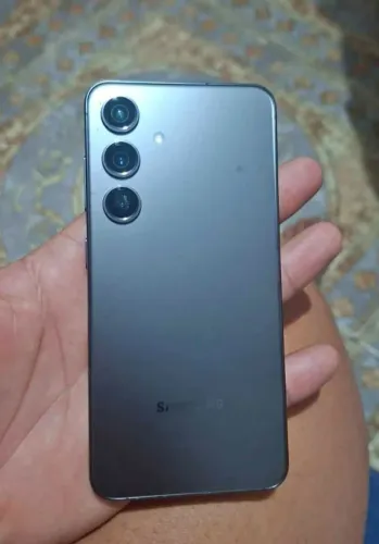 Samsung S24 NORMAL