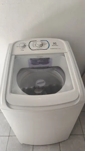 Máquina de lavar roupa Eletrolux 11kg