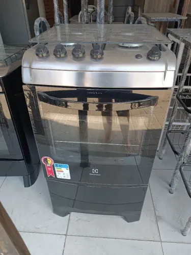 Fogão Eletrolux 4 bocas manual inox zerado muito bem conservado