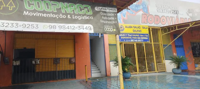 Galpão na Avenida dos Franceses