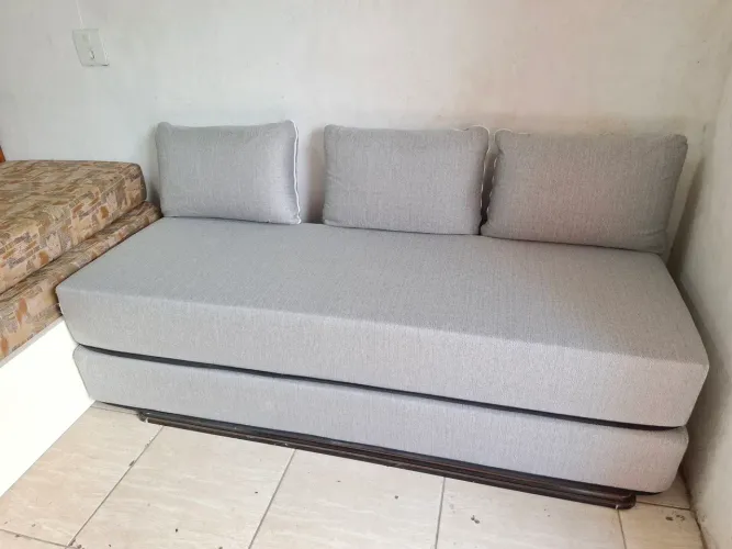 SOFÁ CAMA SEMINOVO 