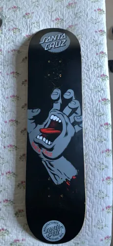 Shape Santa Cruz Screaming hand 8?