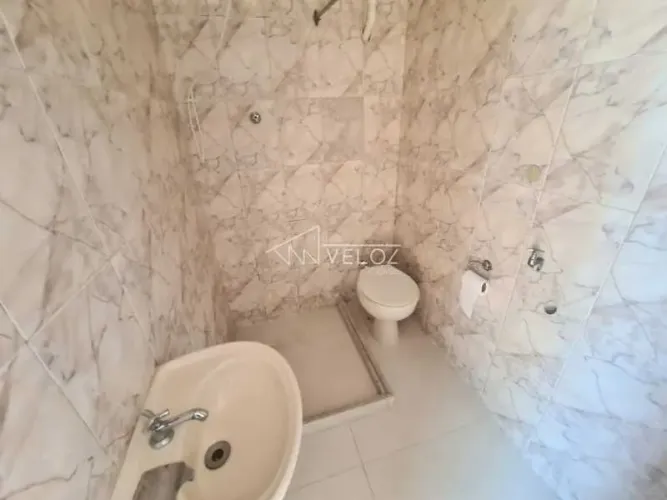 Apartamento : / Residencial / Catete