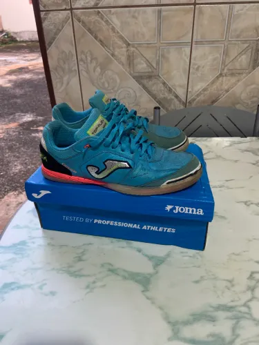 tenis de futsal joma top flex indoor, tamanho 40, usado, mas está em um bom estado