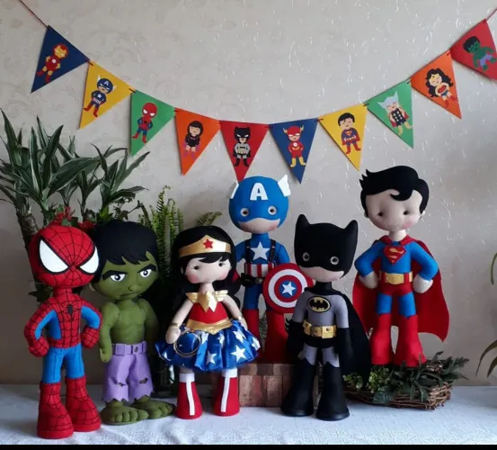 Kit SUPER HERÓIS em Feltro (lindíssimos)