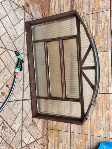 Portão Antigo de Ferro com Arco - 90 cm