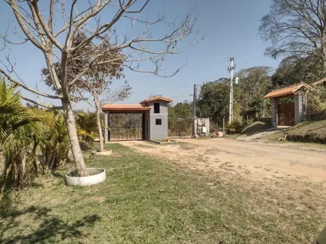 TERRENO EM CONDOMÍNIO DE CHÁCARAS - IBIÚNA