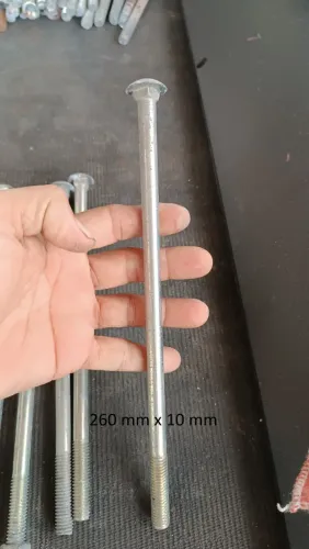 26 Parafuso Francês Cabeça Abaulada, 26 cm x 1 cm, e 38 Parafuso Francês Cabeça Aba...