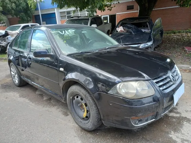 Sucata Volkswagen Bora 2.0 Automático p/ Retirada de Peças