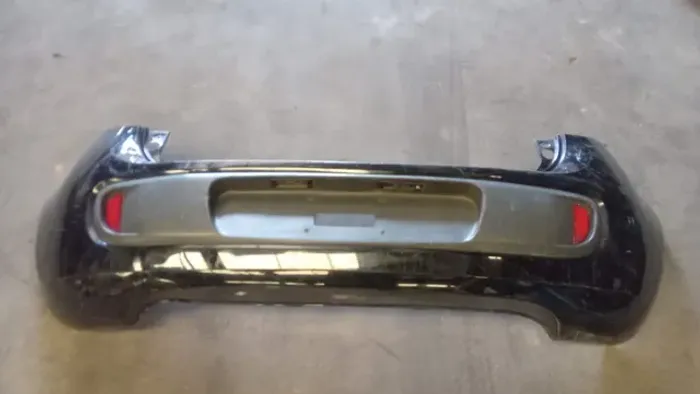 Parachoque traseiro Fiat Novo Palio 2012/2017 original