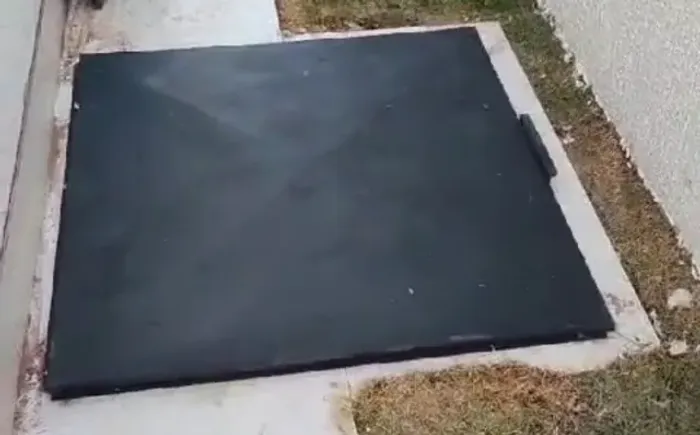 Tampas para casa de máquinas