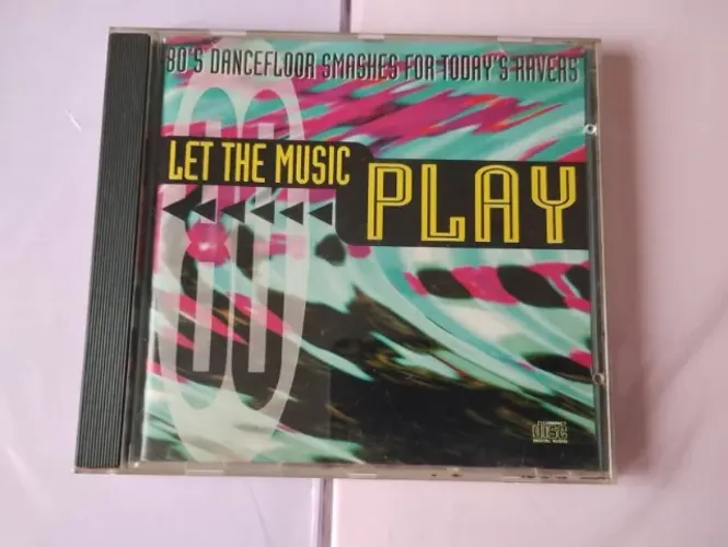 CD LET The Music Play