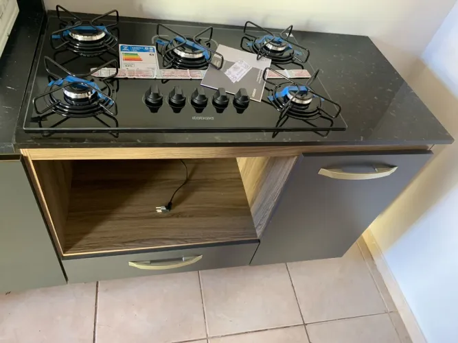 BALCAO NOVO R$ 395,00 A VISTA