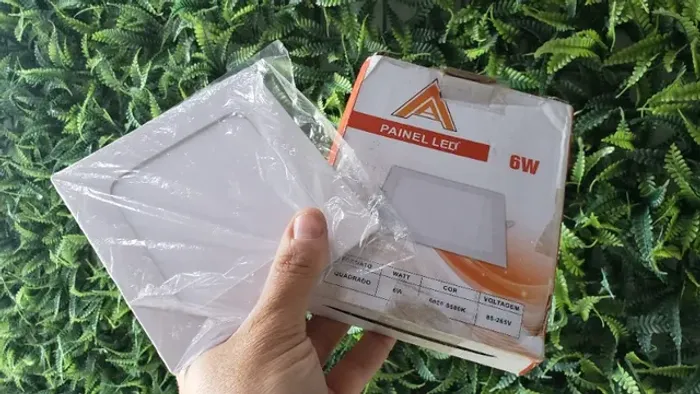 Plafon 6W Quadrada LED 12cm x 12cm embutir 6500K Branco Frio