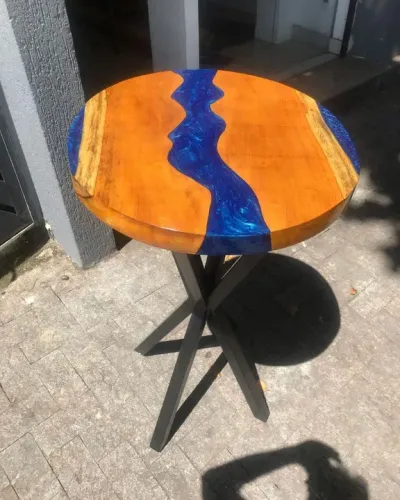 Mesa Bistrô resinada 