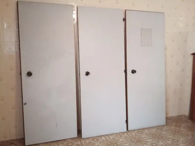 3 Portas sólidas 210x80x4cm