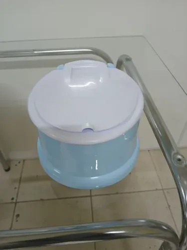 Troninho.