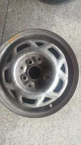 Roda de ferro aro 13 Gm Monza prata 4x100