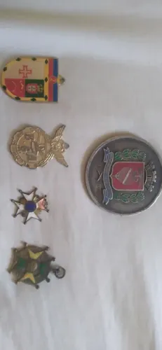 Medalhas antigas militares 