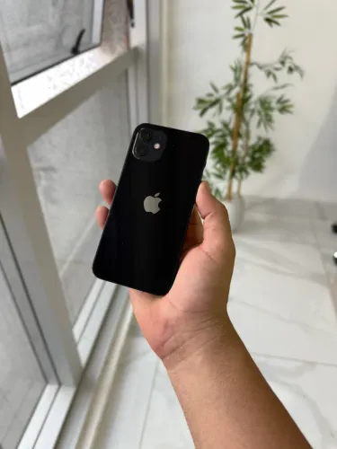 iPhone 12 64 gigas semi novos 
