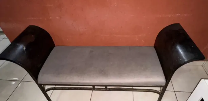 Aparador e Namoradeira em ferro 