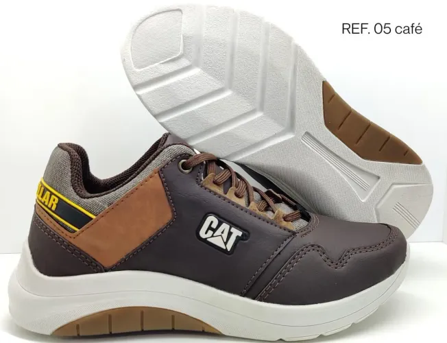 Tênis Masculino Casual CAT Ref. 05 Café Exclusivo | Conforto e Estilo em Couro Sintético