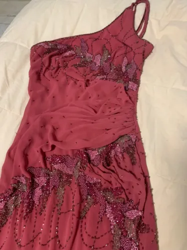 Vestido de festa bordado