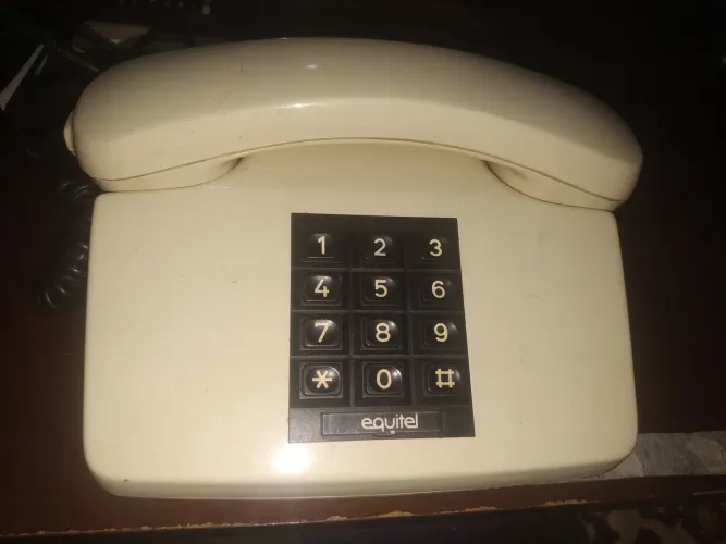 Telefone antigo Equitel