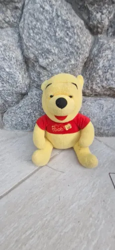 Ursinho Pooh de pelucia