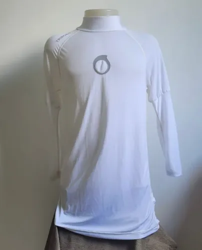 camiseta esportes proteção UV tam G