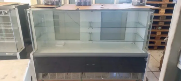 Balcão expositor seco - mercearia/supermercado