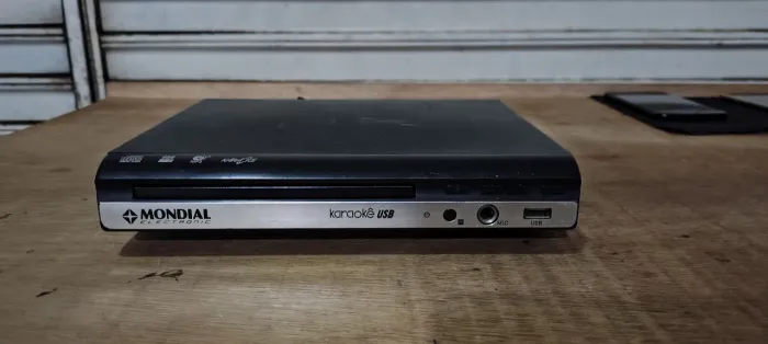 DVD Player Mondial Karaoke USB D-15