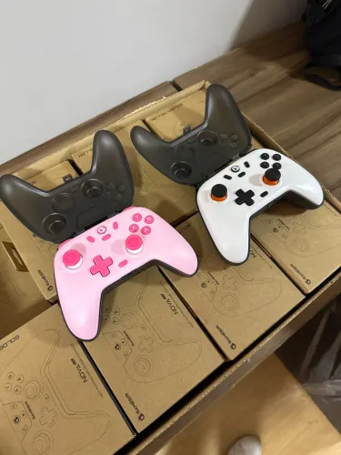 Gamesir T4 Nova Lite - Várias cores disponíveis