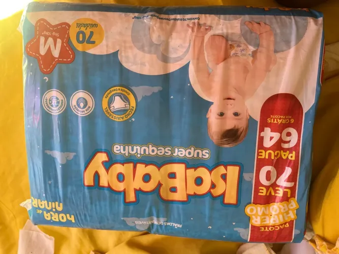 Fraldas IsaBaby Super Sequinha - Pacote com 70 unidades - Tamanho M