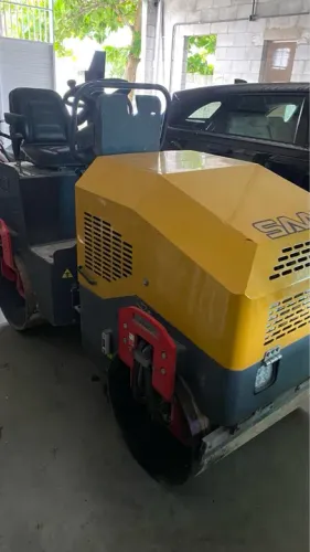 Rolo compactador de solo