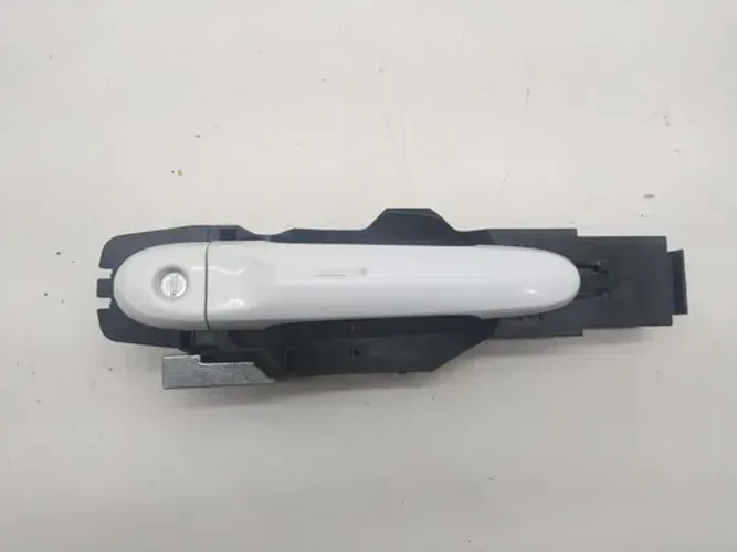 Maçaneta Porta  Externa Dianteira Esquerda Nissan March 2019