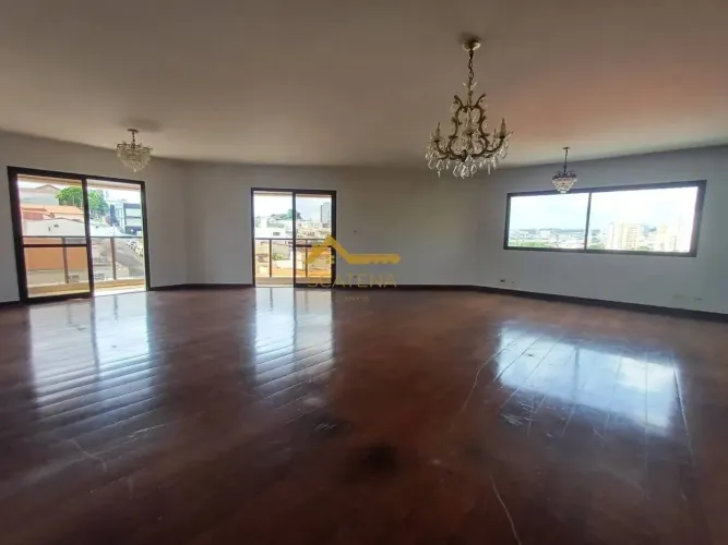 Apartamento à venda em Sorocaba, Edifício Saint Moritz, com 3 quartos, 235m²