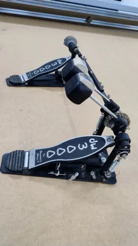 Pedal duplo DW 3000