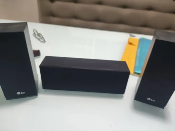 Caixas de som LG