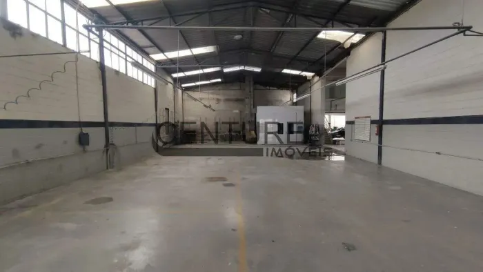 Excelente Galpão de 410m² no bairro Novo Eldorado em Contagem - MG