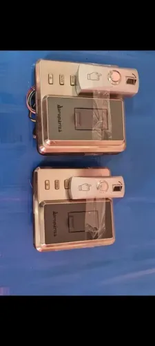 leitor biométrico para controle de acesso da marca Automatzza. 