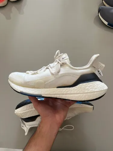 Adidas Ultraboost parley