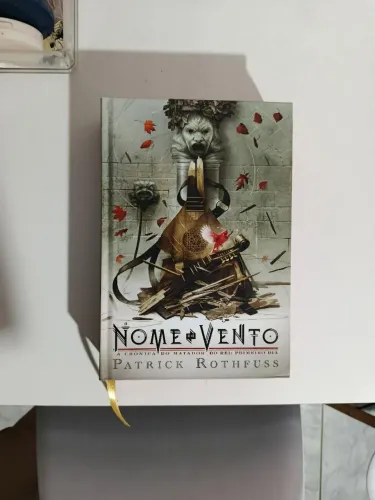 Livro O nome do vento capa dura, novo