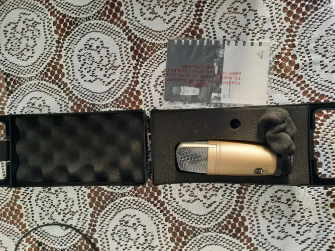 Microfone Condensador Behringer C-1